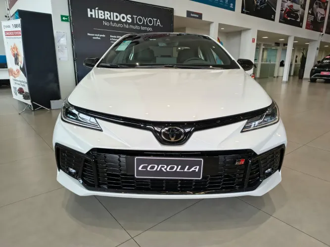 Toyota Corolla Cross Gr-s 2.0 16V Flex Aut. 2026