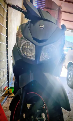 Moto Dafra citycom 300 cilindrada