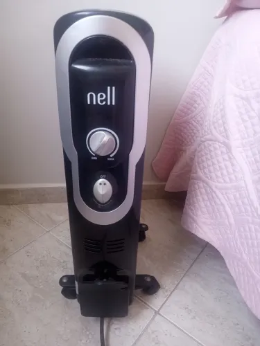 Aquecedor a Óleo Nell NY7J-7 1500W 127V com Rodinhas <br>127V com Rodinhas<br>127V com Rodinhas