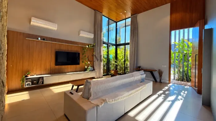 Casa para locação no Villagio do Engenho , com 3 suítes, piscina, 5 vagas cobertas, 328m²,