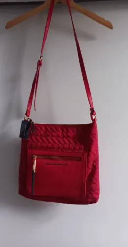 Bolsa Tommy Hilfiger nova