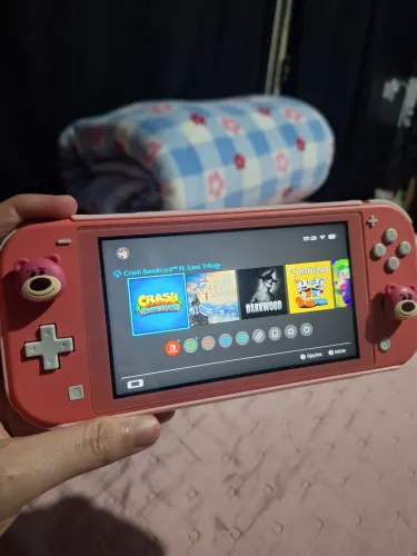 Nintendo Switch Lite à venda (LEIA A DESCRIÇÃO)