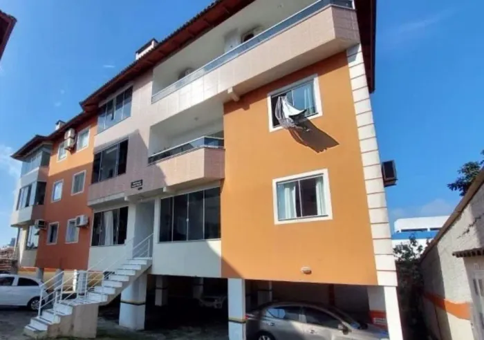 Ótima oportunidade! Cobertura com 2 dormitórios + terraço no Bairro dos Ingleses