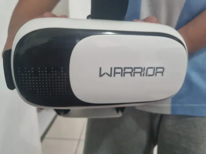 Oculos vr para celular semi novo , funcionando perfeitamente por apenas 50,00