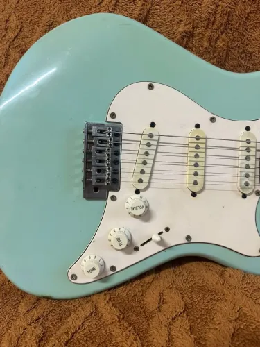 Guitarra Tagima Califórnia.