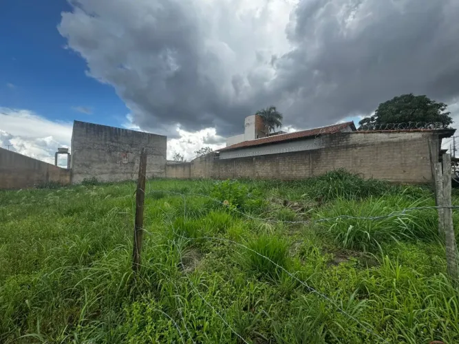 Lote á venda no Setor Faiçalville