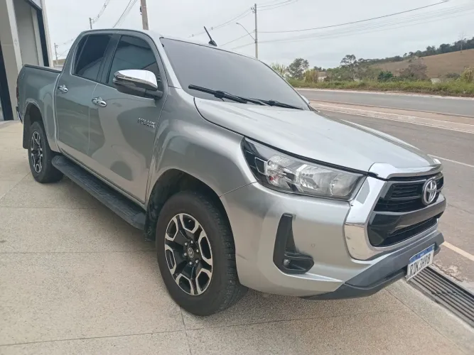 Toyota Hilux CD SRV 4X4 2.8 TDI Diesel Aut. 2021
