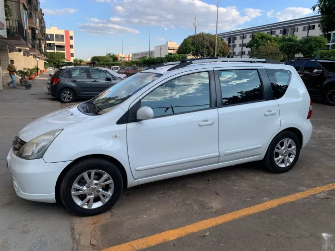 Nissan Livina S 1.8 16V Flex Fuel Aut. 2014