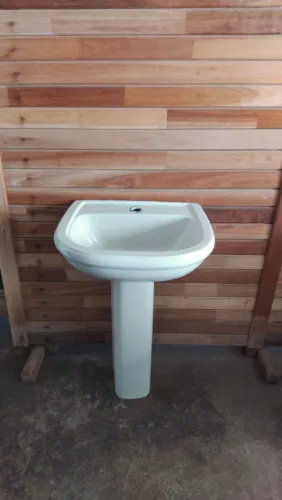 Vendo Lavatório + Coluna. Marca ICASA