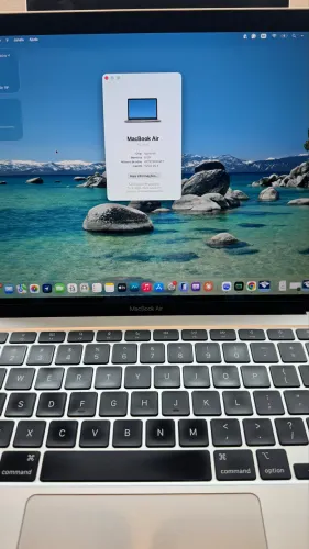 macbook air m1 2020 13,3 8gb [ssd] prata + carregador