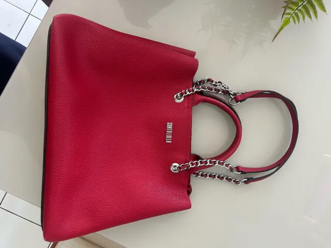 Vende-se bolsa Santa Lolla 