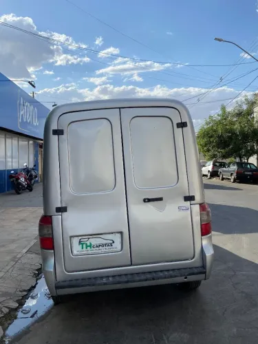 MONTANA CABINE SIMPLES BAÚ DUAS-PORTAS 2011 Á 2020: