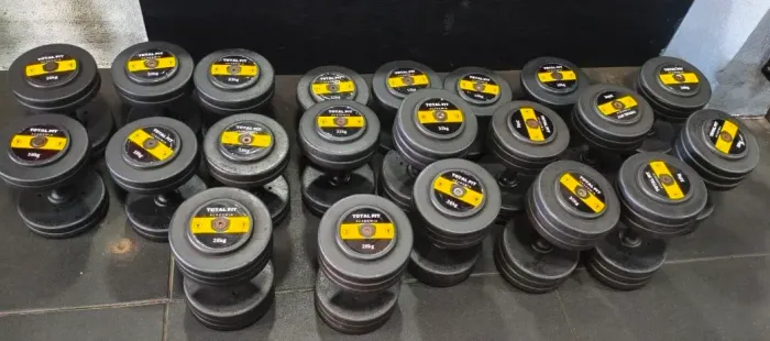 Vendo Dumbbell da marca equilíbrio 
