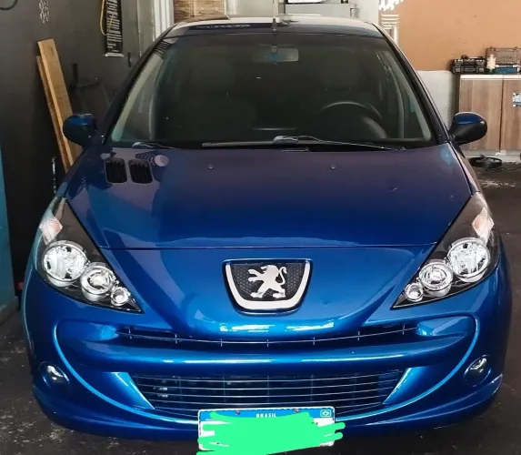 Peugeot 207 XR Sport 1.4 Flex 8V 5P 2010