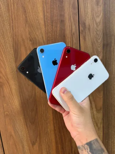 iPhone XR com garantia pronta entrega - entrego hoje