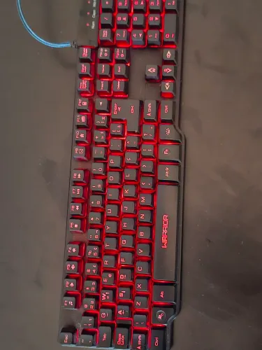 Teclado Gamer Warrior TC196 ? Semi-mecânico com LED