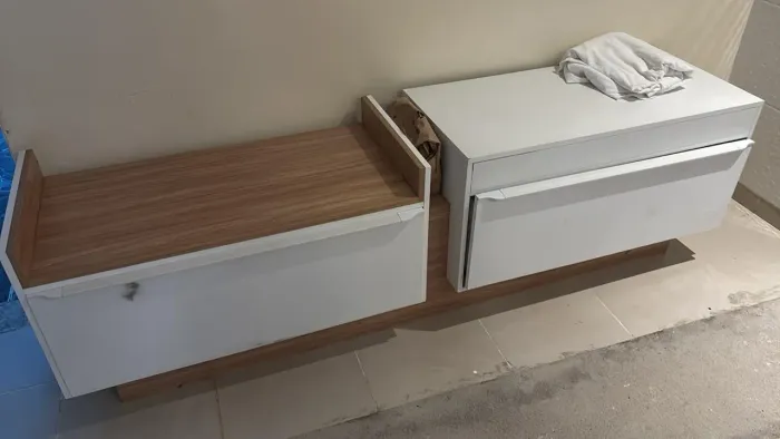 Aparador baixo para café