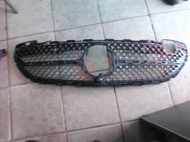 Grade Mercedes C180 C200 C300 2022 2023 2024 2025 #213 Preto Fosco