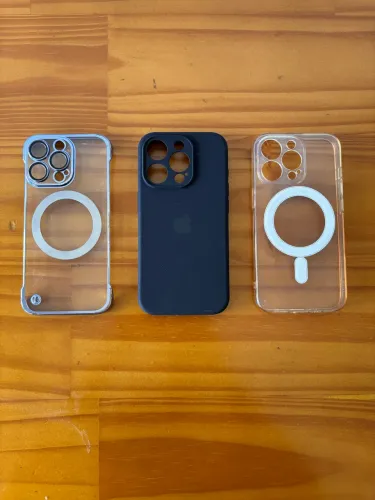 Capinhas iPhone 15 Pro - Kit com 3 unidades (MagSafe + Silicone Apple)