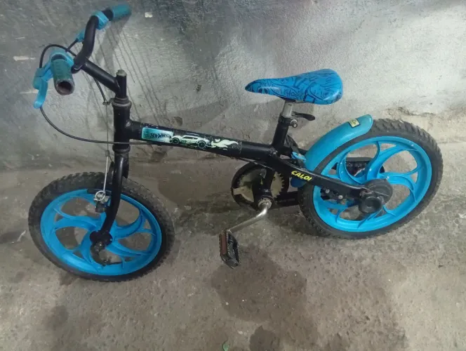 Bicicleta Caloi Hotwheels aro 16