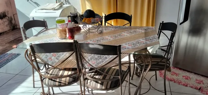 Jogo de mesa de ferro