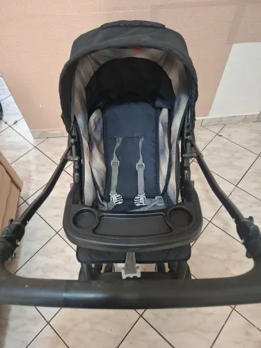 Carrinho de bebê