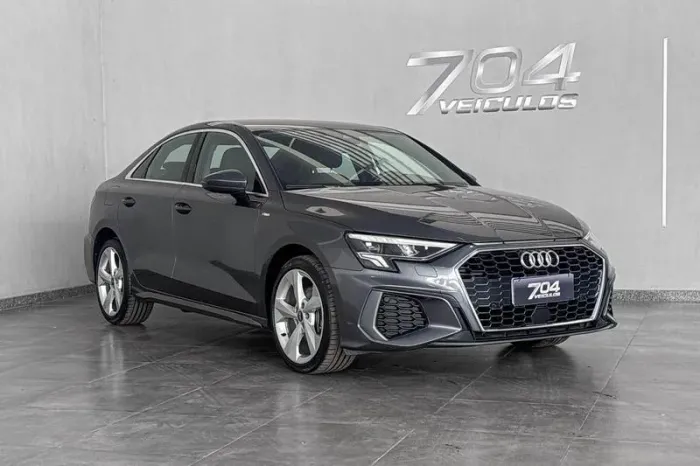 Audi A3 Sed. Perform. Black 2.0 TFSI S-tronic 2024