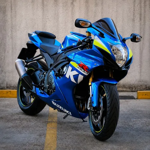 SUZUKI GSX R750 MOTOGP 2015/2016