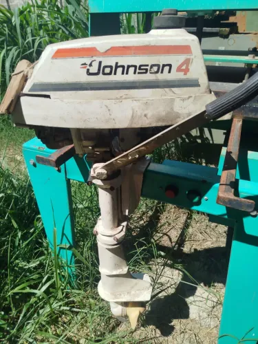 Motor Johnson 4
