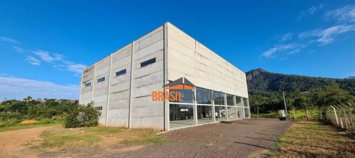 GALPÃO COMERCIAL ÀS MARGENS DA BR-470 | EXCELENTE VISIBILIDADEA | ASCURRA/SC