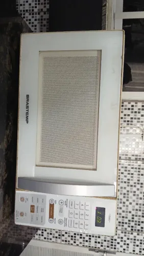 Micro-onda Brast temp tamanho grande Quem  interesse  consertá-lo. 