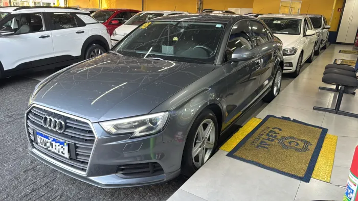 Audi A3 Sedan 1.4 TFSI Flex Tiptronic 4P 2018