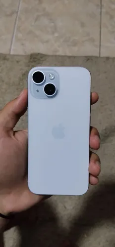 Vendo iPhone 15 sem marcas de uso