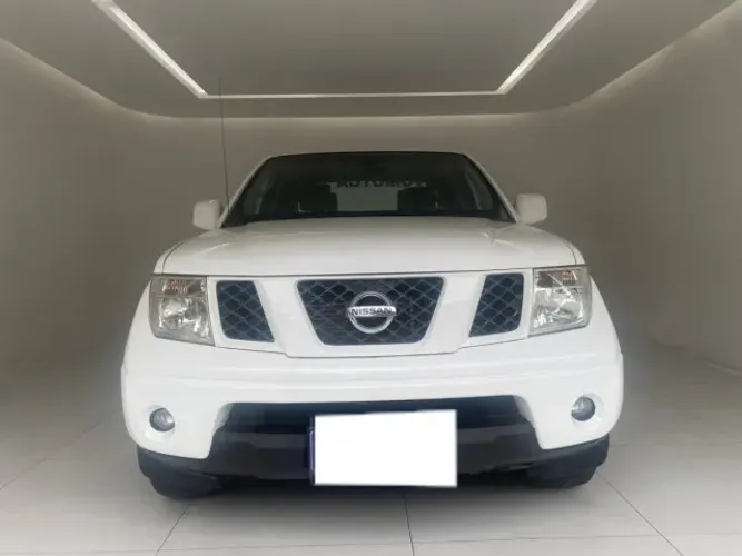 Nissan Frontier XE CD 4X4 2.5 TB Diesel 2010
