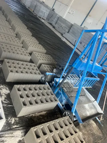 Máquina de fazer blocos