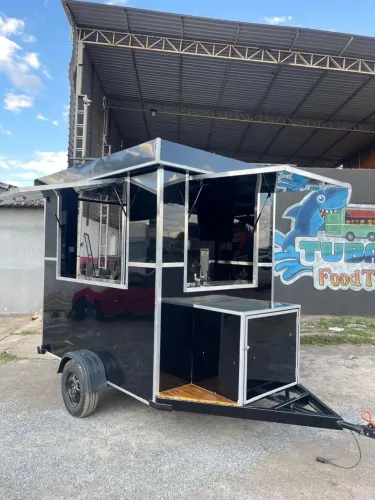 Food truck trailer