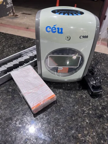 RELÓGIO DE PONTO ELETRÔNICO CÉU C900 À VENDA