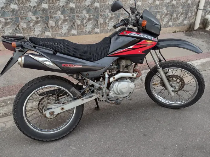 Vendo moto 