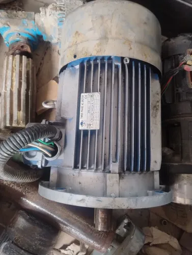Motor trifásico 5.5 CV