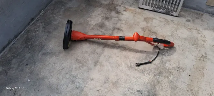 aparador de grama Black&Decker