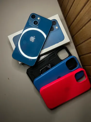 Vende-se Iphone 13 mini 128g azul