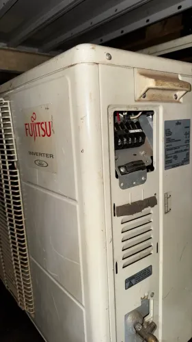 Condensador fujitsu inverter 24.000 Btu 
