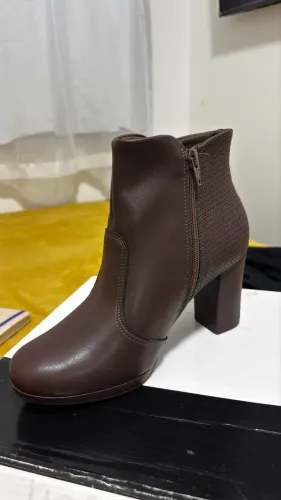 Bota usada 1 vez