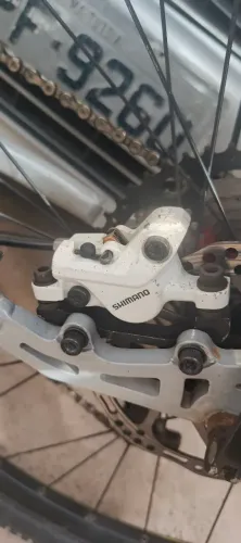 Vendo o par freio hidráulico Shimano BR-M 395