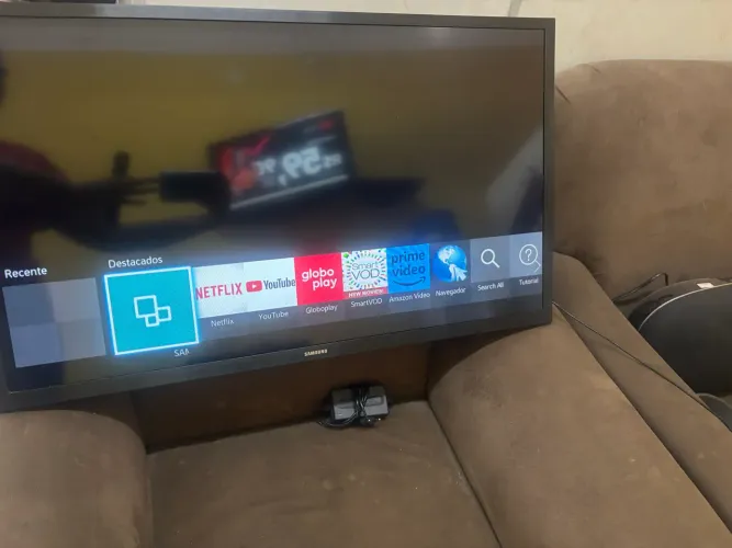 Vendo TV Samsung 32 polegadas smart