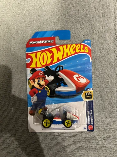 Hotwheels MarioKart no blister em perfeitas condições 