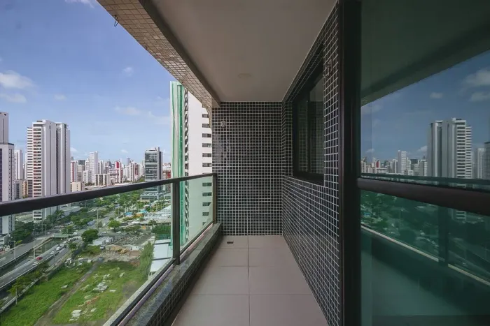 Apartamento para locação no Edifício Maria Lígia, em Boa Viagem 81,51m², 3 quartos, 1 suí