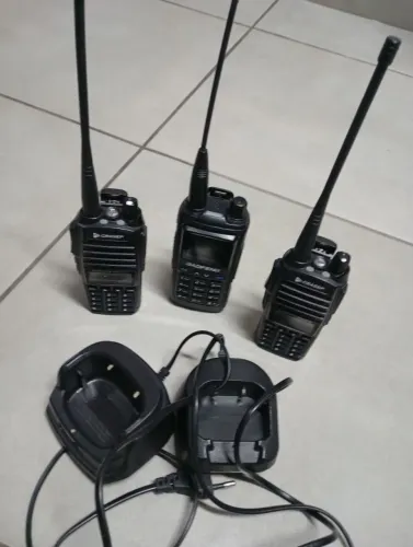 Kit 3 Rádios HT - VHF / UHF