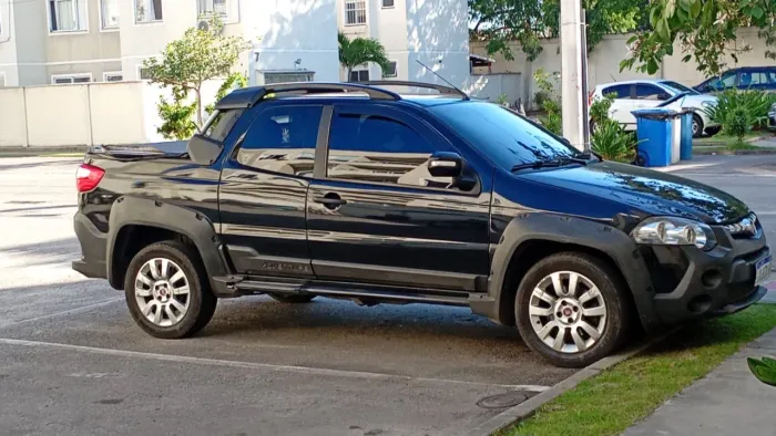 Fiat Strada Adv.1.8 16V Locker Dualo. Flex CD 2015