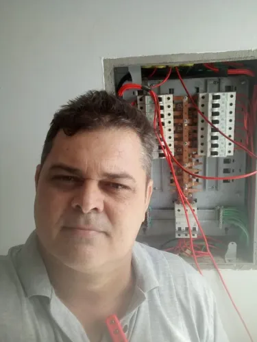 Eletricista residencial e predial